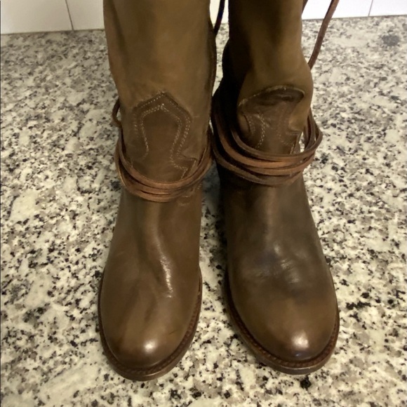 **SOLD**Freebird leather coal boots lace up - Picture 2 of 12